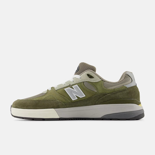 New Balance Numeric Andrew Reynolds 933 Green Green)